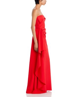 Stupenda Strapless Gown
