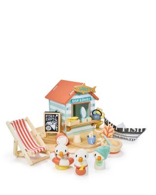 Sandy's Beach Hut - Ages 3+