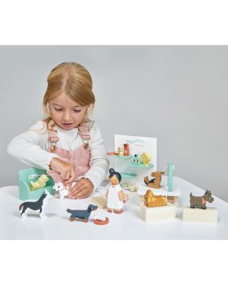 Waggy Tails Dog Salon - Ages 3+