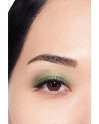 OMBRE ESSENTIELLE Multi Use Longwearing Eyeshadow