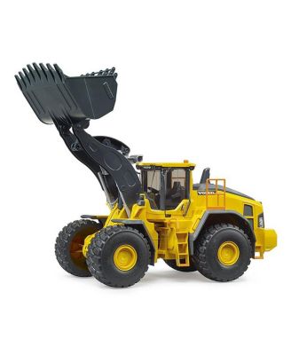 1/16 Volvo Wheel Loader - Age 2-4 Years