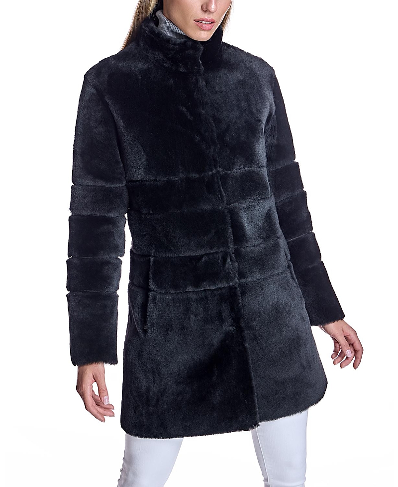 Maximilian Reversible Seam-out Shearling Shortcoat In Black