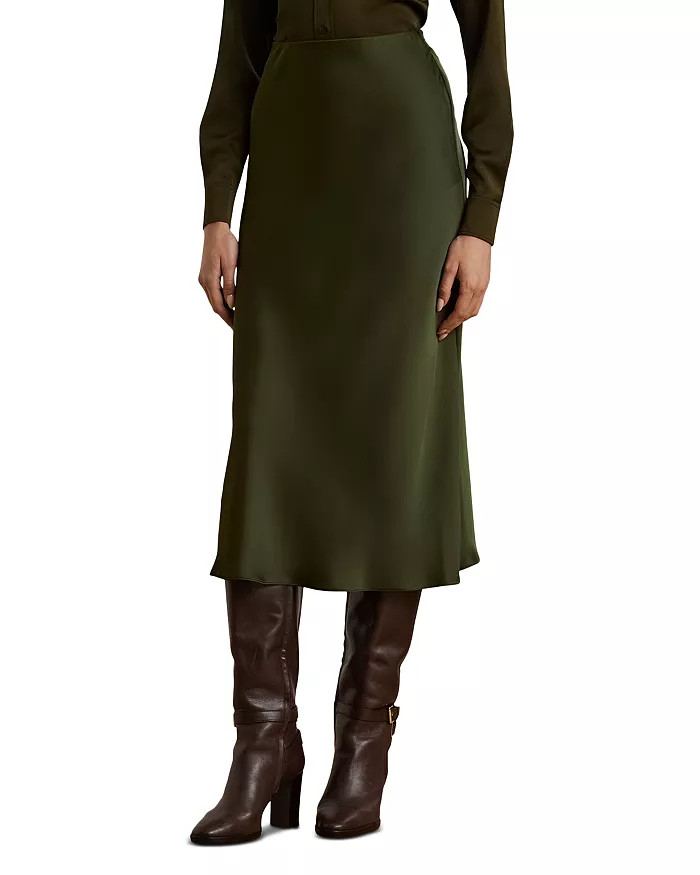 https://images.bloomingdalesassets.com/is/image/BLM/products/9/optimized/13881619_fpx.tif?op_sharpen=1&wid=700&fit=fit,1&fmt=webp