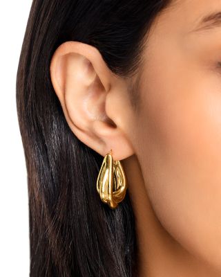 Polished Graduated Hoop Earrings in 14K Yellow Gold