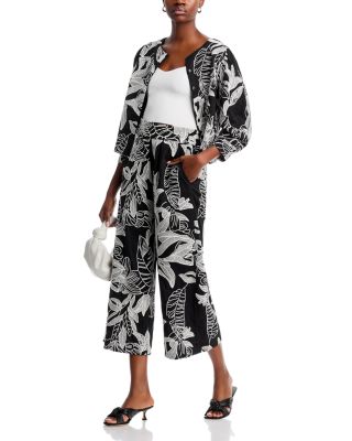 Cropped Wide Leg Pants