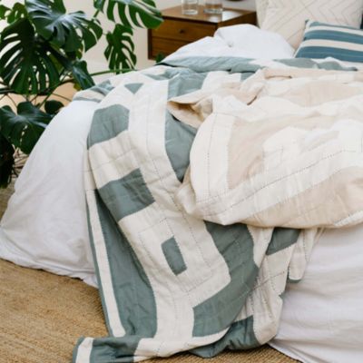 Interlock Quilt Throw