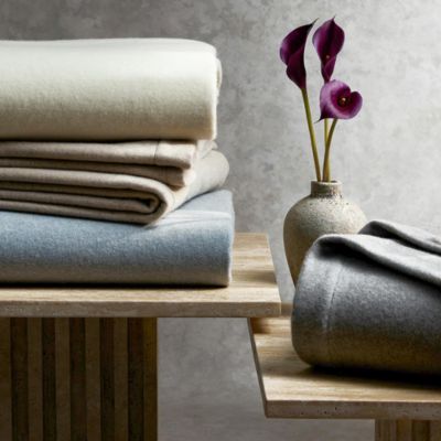 Venus Cashmere Blanket, Full/Queen