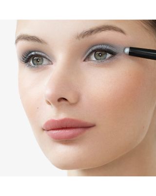 24-Hour Eyeshadow & Liner