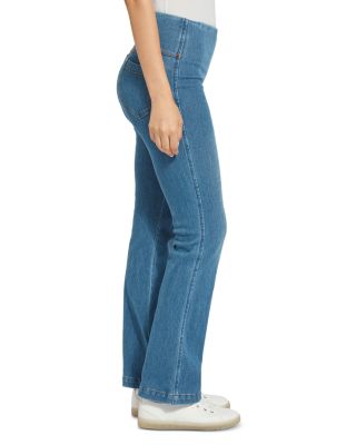 Baby Bootcut Jeans in Mid Wash