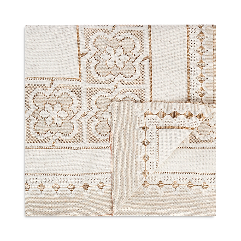 La Doublej Embroidered Lacey Medium Tablecloth, 70 X 110 In White Smoke