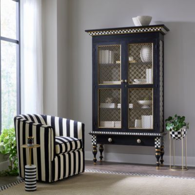 Priorities Round Stripe Side Table