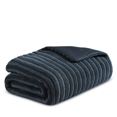 Snug Piped Comforter, King