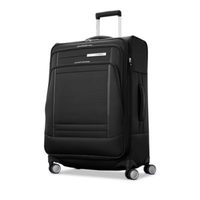 Uplift Medium Expandable Spinner Suitcase