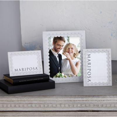 White Acrylic Double Scallop Frame, 4&amp;quot; x 6&amp;quot;