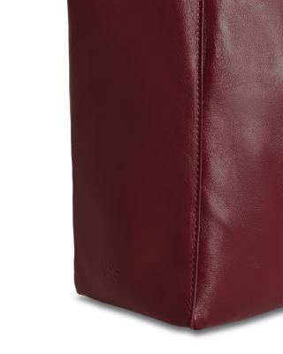 Medium Vittoria Leather Tote Bag