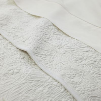 Carolyne Floral Quilted Coverlet, King