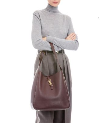 Le 5 &Agrave; 7 Supple Large Shoulder Hobo Bag in Smooth Leather