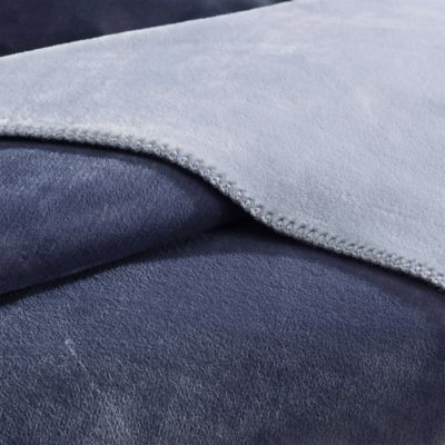 Modern Reversible Solid Bed Blanket, King