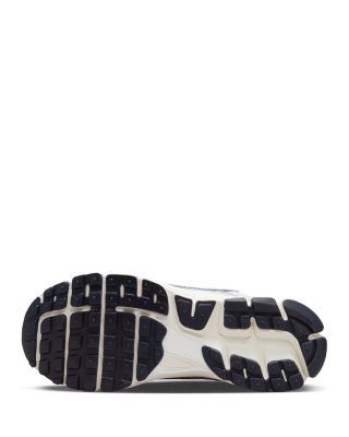 Women's Zoom Vomero 5 Sneakers