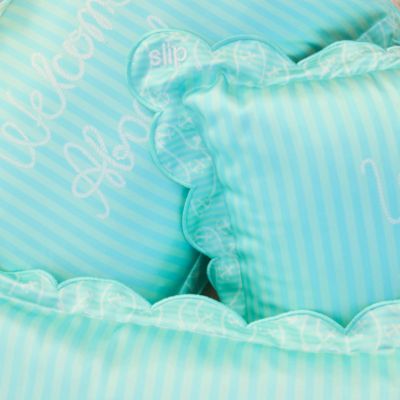 Pure Silk Les Vacances Travel Pillow &amp; Beach Bag