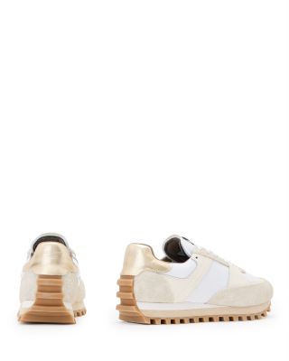 Women's Viggo Running Sneakers