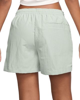 Essential Water Repellent Mid Rise 5" Shorts