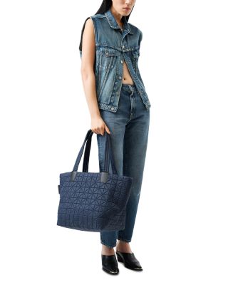 Vee Medium Tote