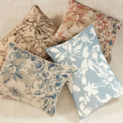 Kelli Botanical Decorative Pillow Cover, Lumbar