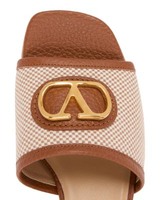 Women&#39;s VLogo Platform Sandals