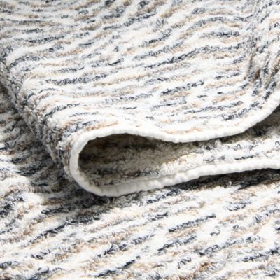 Malou Hand Towel, 17&amp;quot; x 30&amp;quot; - Exclusive