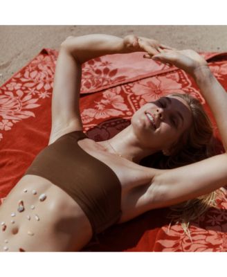 Sandy&#39;s Beach Towel