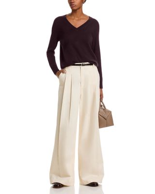 100% Cashmere V Neck Sweater - Exclusive