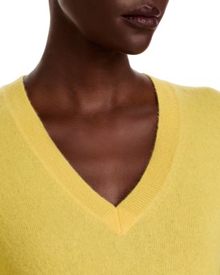 100% Cashmere V Neck Sweater - Exclusive