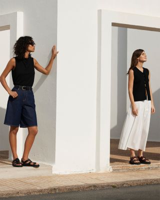 Sleeveless Cowlneck Top