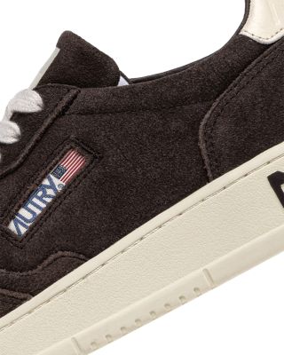 Men's Medalist Low Top Sneakers