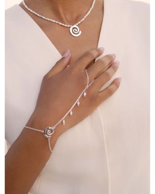 Aura Cultured Freshwater Pearl Hand Chain