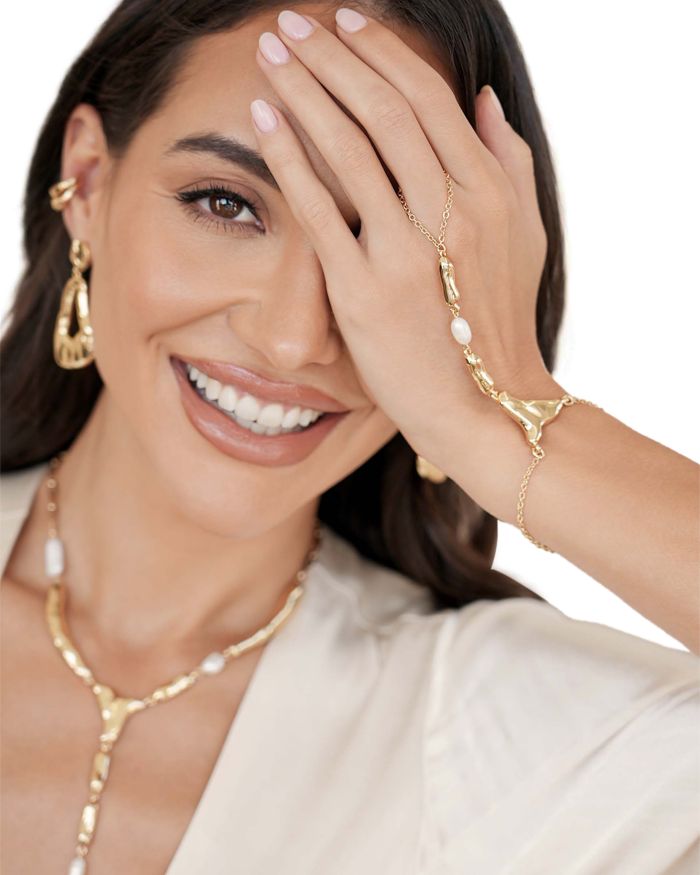 Liquid Metal Cultured Freshwater Pearl Hand Chain