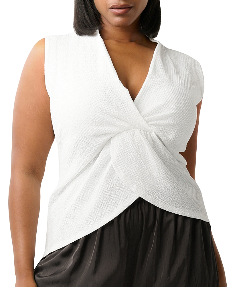Estelle Plus Hadley Knot Front Top