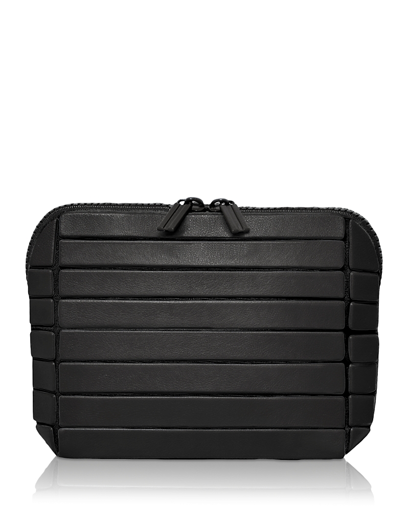 Parallelle The Small Onyx Traveller Cosmetic Bag In Black
