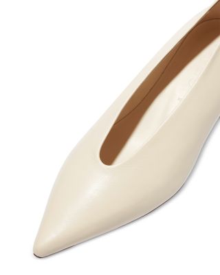 Women's Clara Pointed Pumps