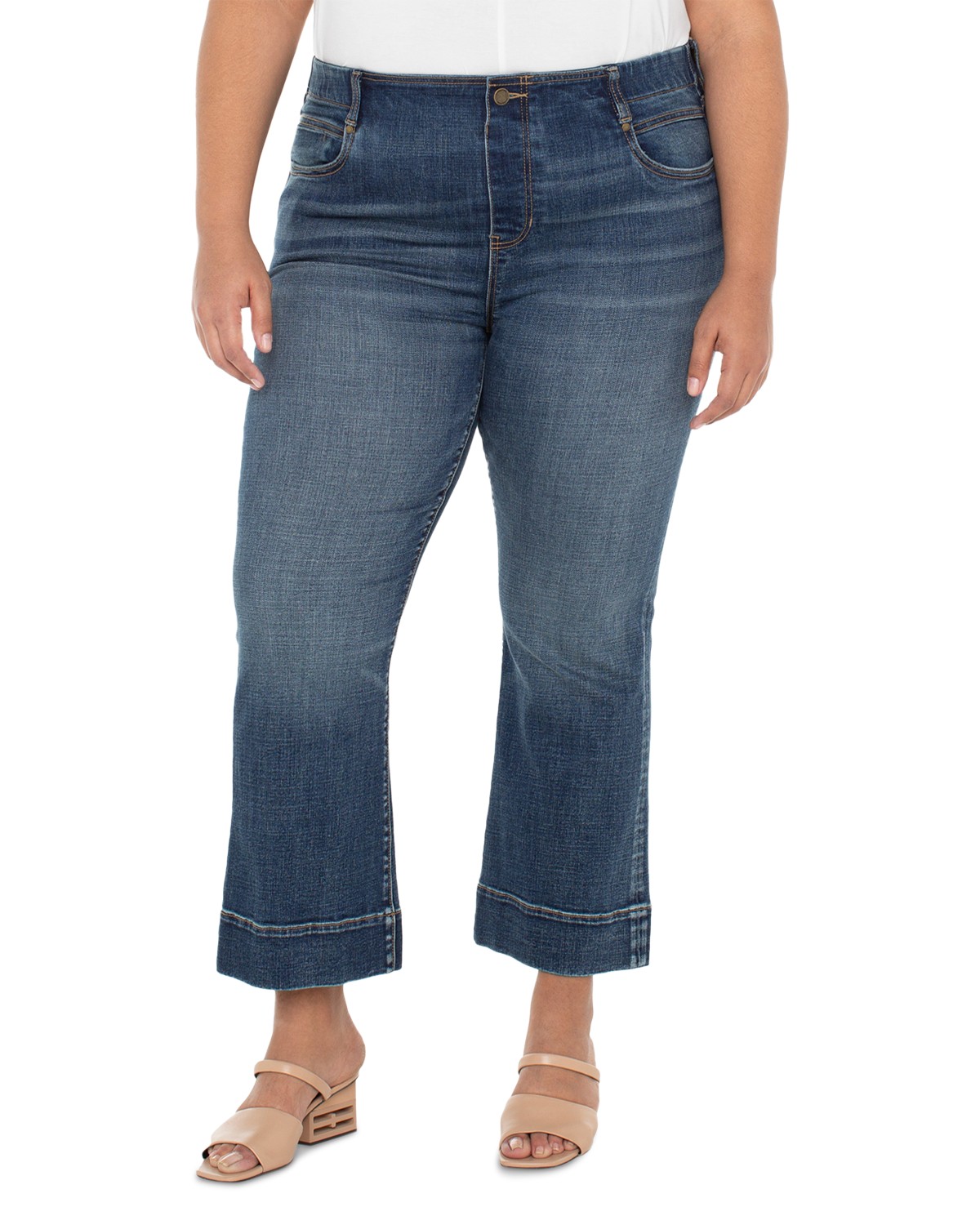 Gia High Rise Ankle Flared Jeans in Amana