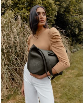 System 16" Laptop Tote