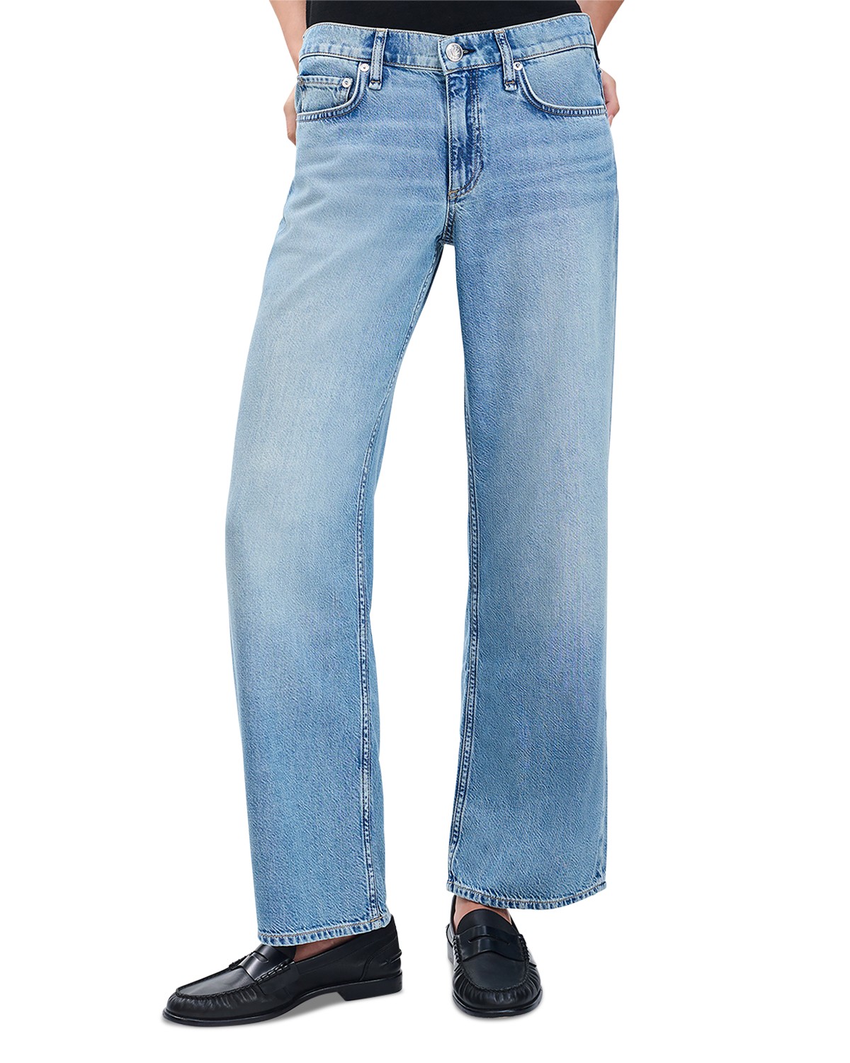 Featherweight Cam Low Rise Ankle Straight Jeans in Ludlow