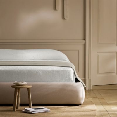 Dappled Vela Classic Coverlet