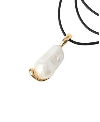 La Perla Pendant Necklace