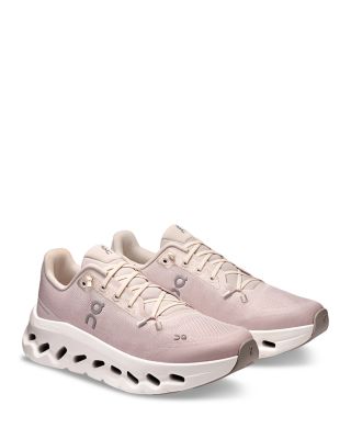Women&#39;s Cloudtilt Running Sneakers in Pearl