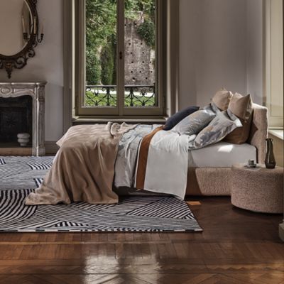 Luxury Ripple Bedspread, King - Exclusive