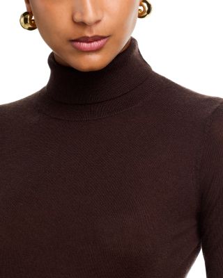 Long Sleeved Cashmere Turtleneck Top  