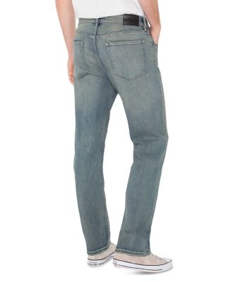 Sutton Relaxed Fit Jeans in Teton