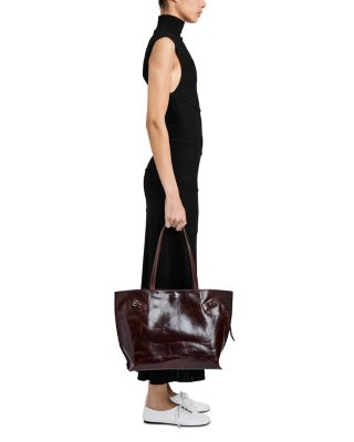 Days Tote in Pull Up Leather